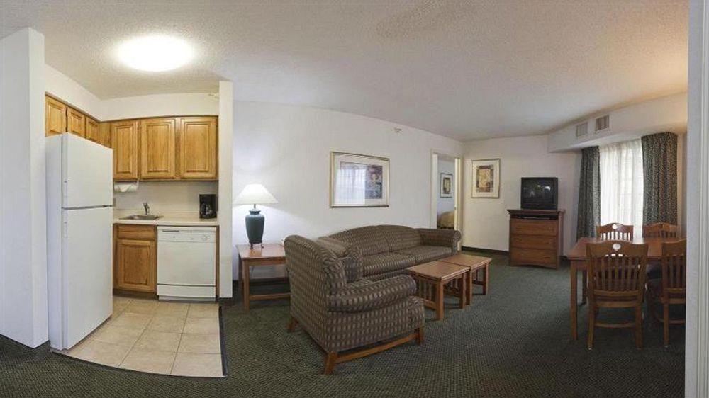 Candlewood Suites Eagan - Mall Of America Area By Ihg Exteriör bild
