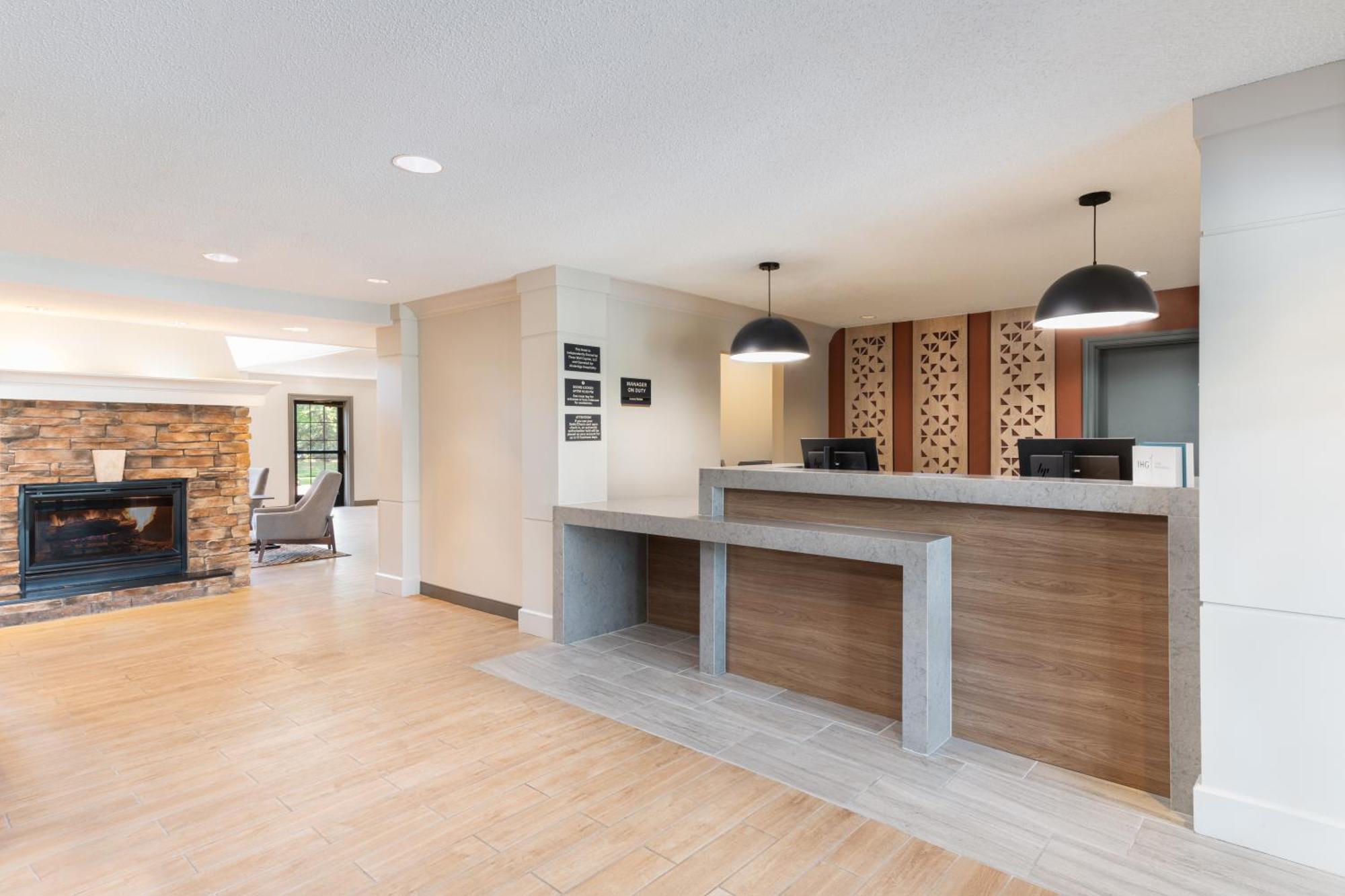 Candlewood Suites Eagan - Mall Of America Area By Ihg Exteriör bild