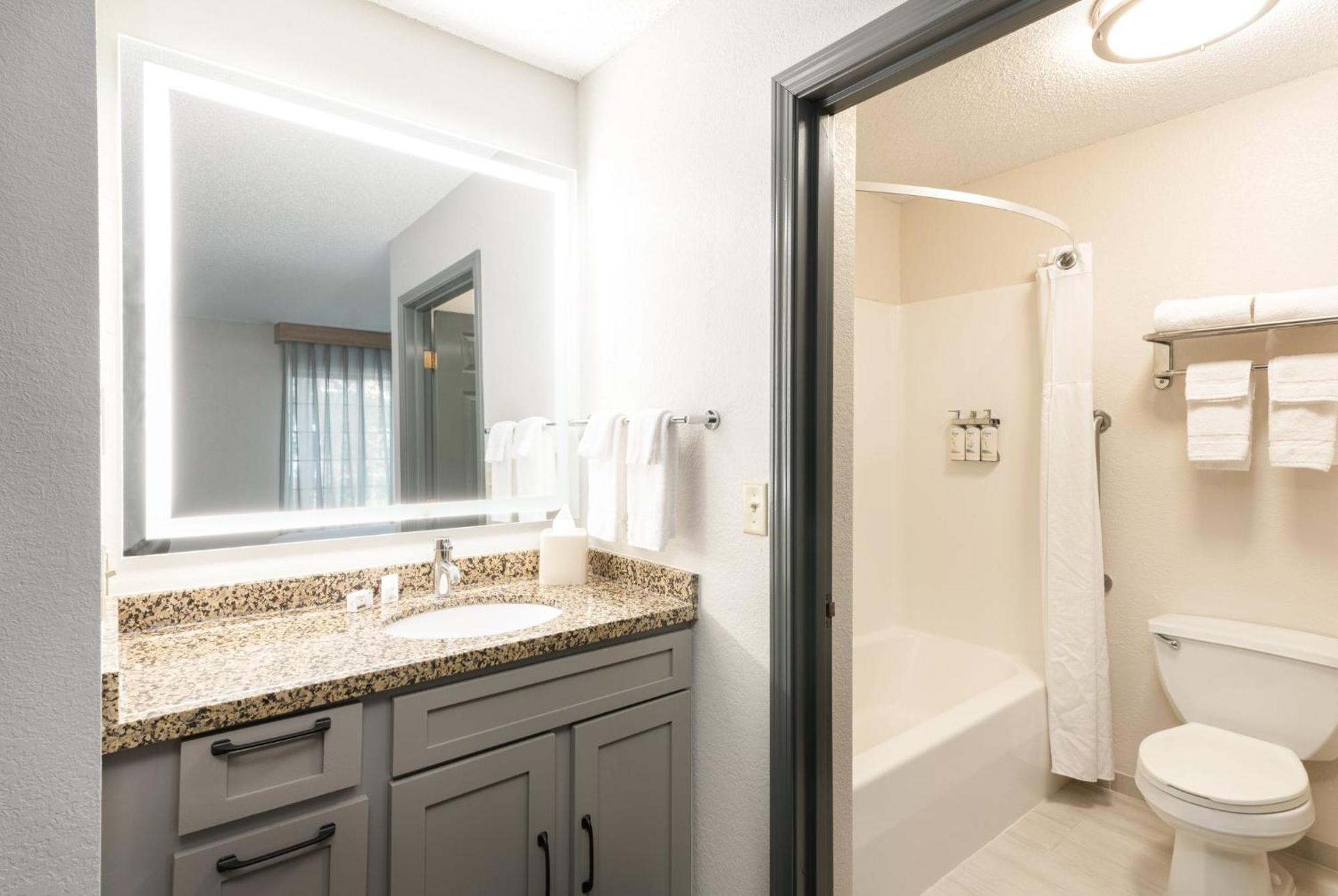 Candlewood Suites Eagan - Mall Of America Area By Ihg Exteriör bild