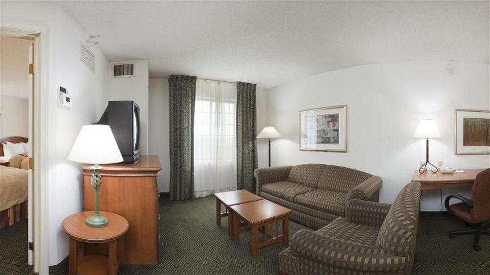 Candlewood Suites Eagan - Mall Of America Area By Ihg Exteriör bild